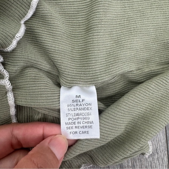 Isalis Emily Lettuce Hem Dress in Sage Size Medium - Picture 6 of 10